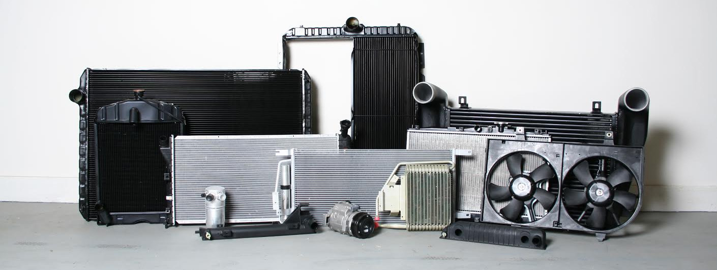 distribución de radiadores automotrices para todo tipo de vehículos: autos particulares, camionetas, camiones y maquinaria pesada.